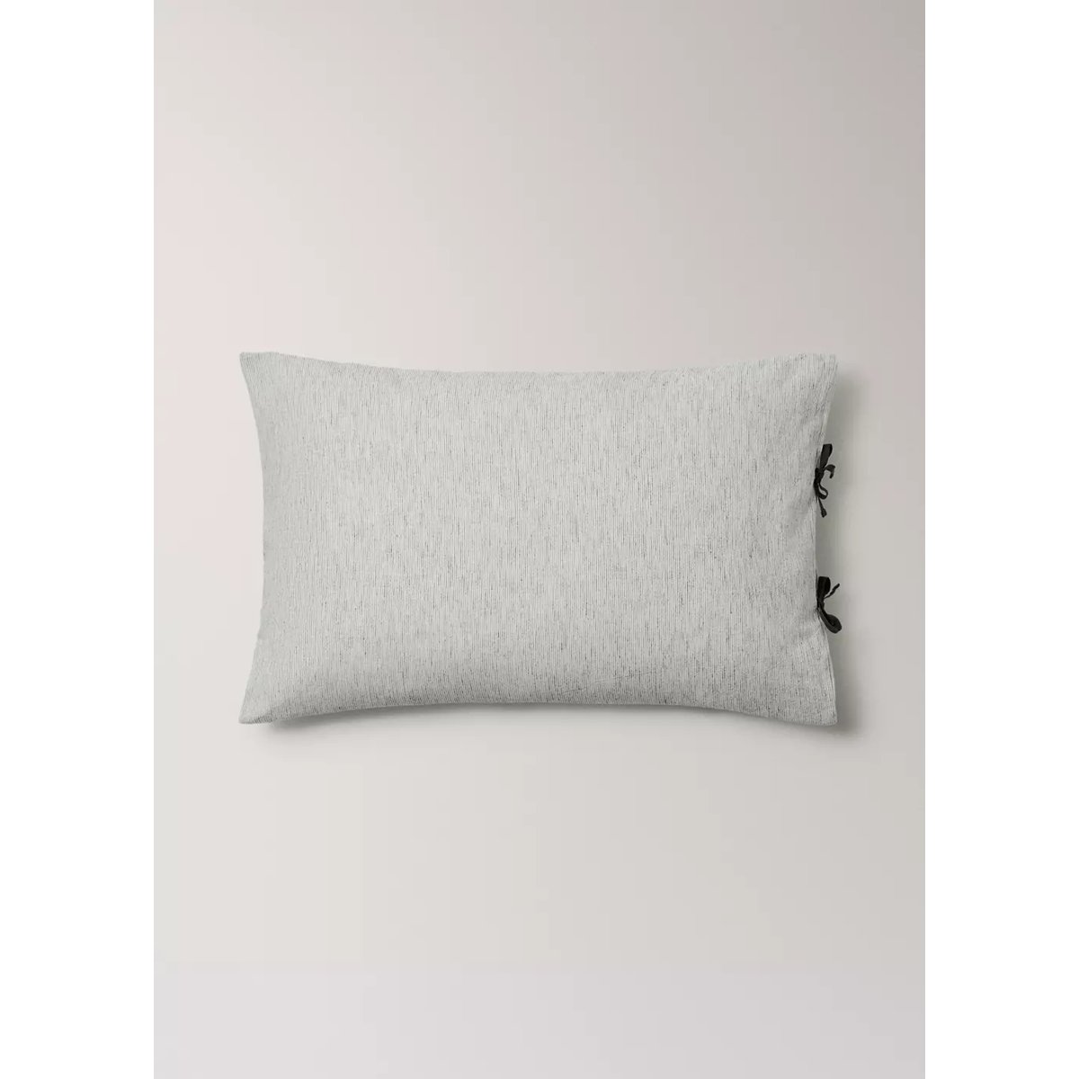 Deux taies d’oreiller coton lin fermeture à nœuds 50x75 cm gris, MANGO HOME