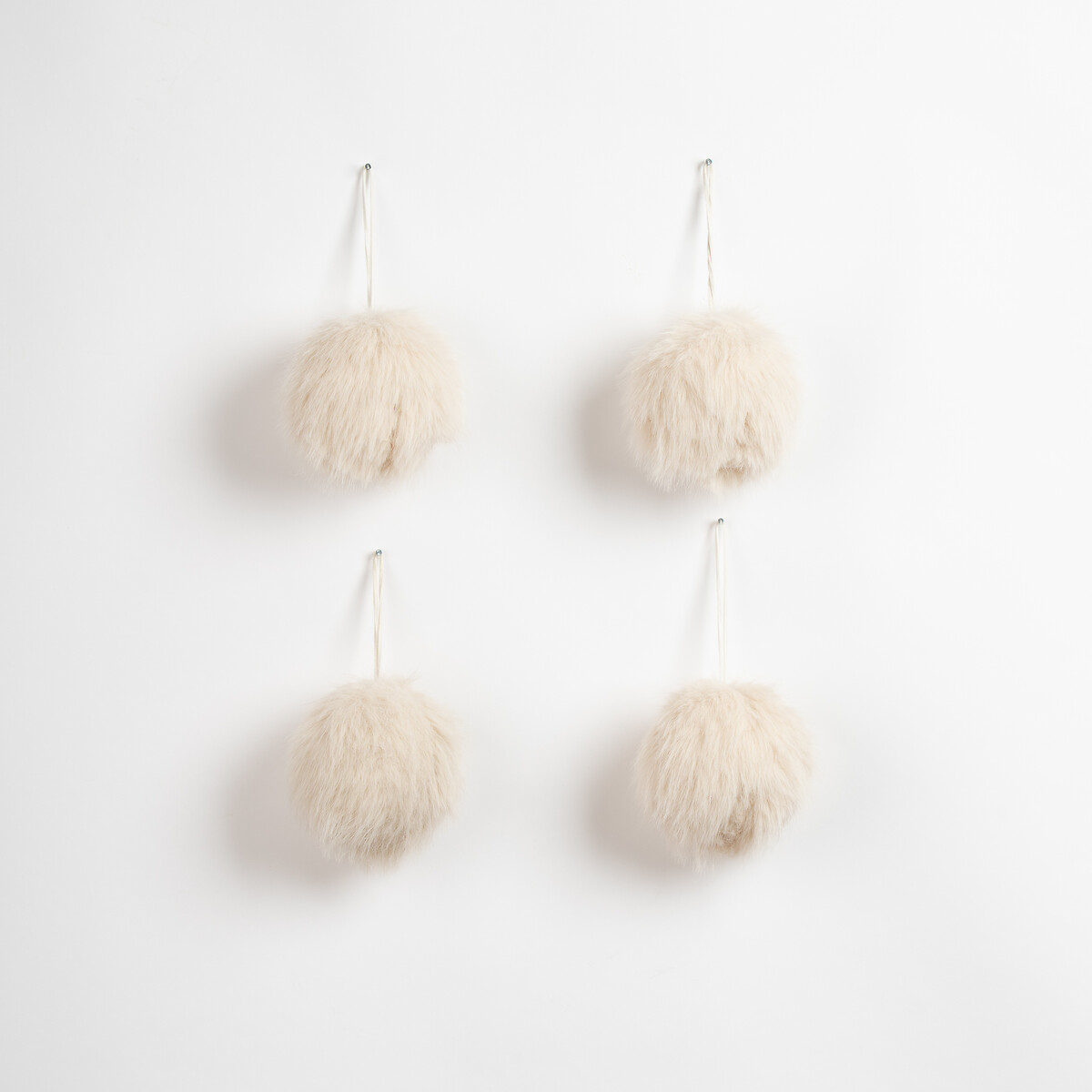 Set 4 12cm Hanging Fluffy Pom Poms in Cream cream, SO'HOME