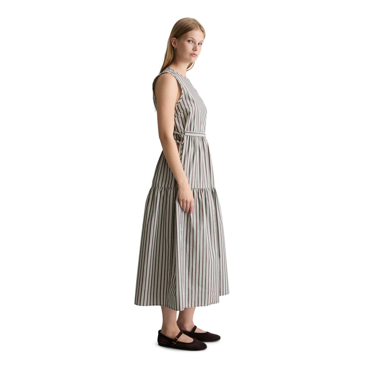 Robe à étages regular en popeline papertouch rayée marron foncé, MARC O’POLO DENIM