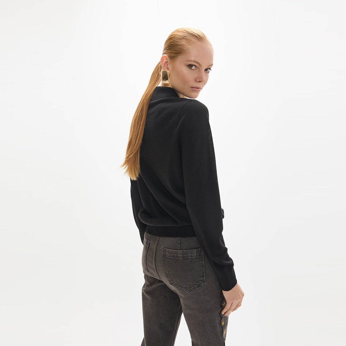 Pull col chemise à mouchoir à pois noir, LOLA CASADEMUNT