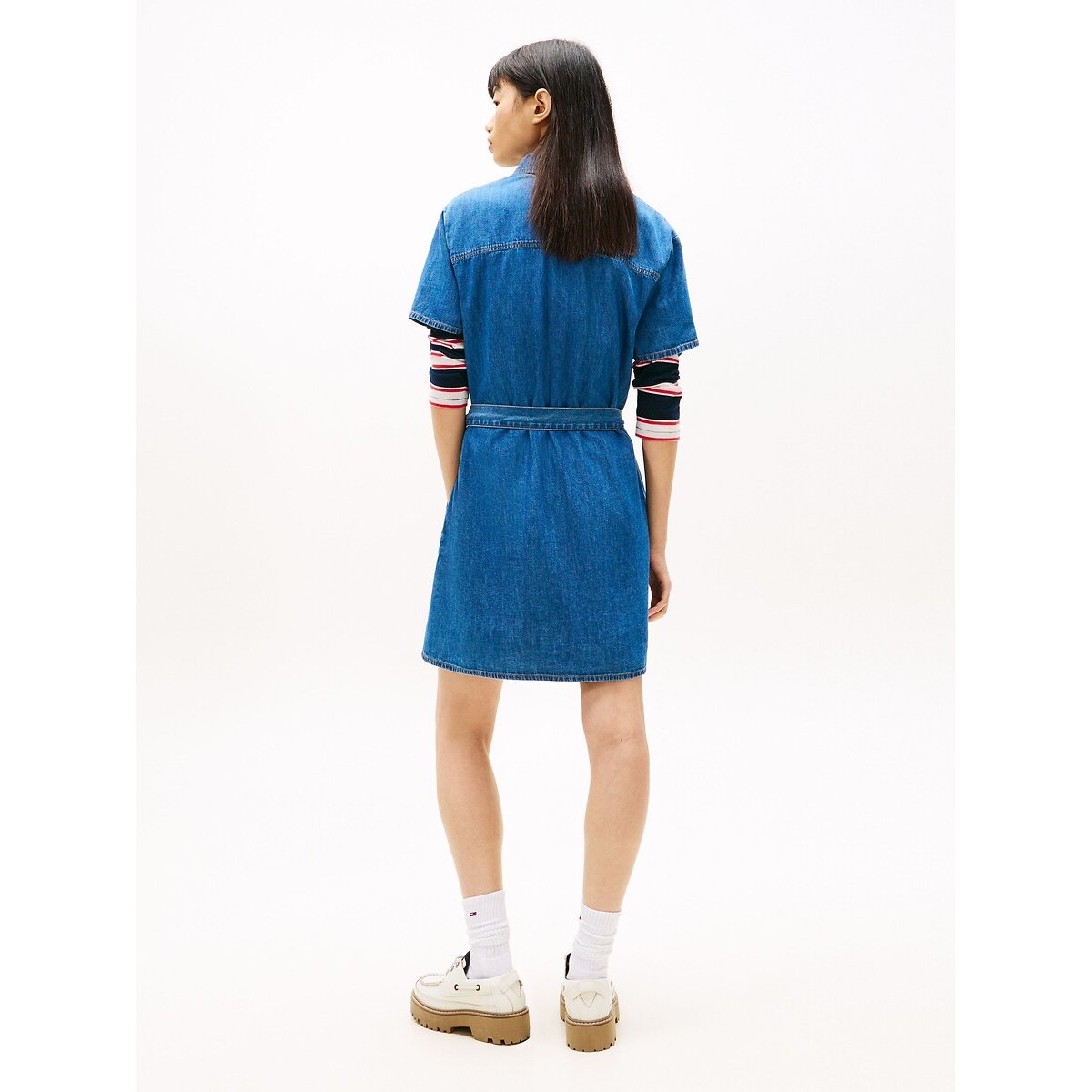 Robe chemise courte, en chambray, ceinture denim, TOMMY JEANS