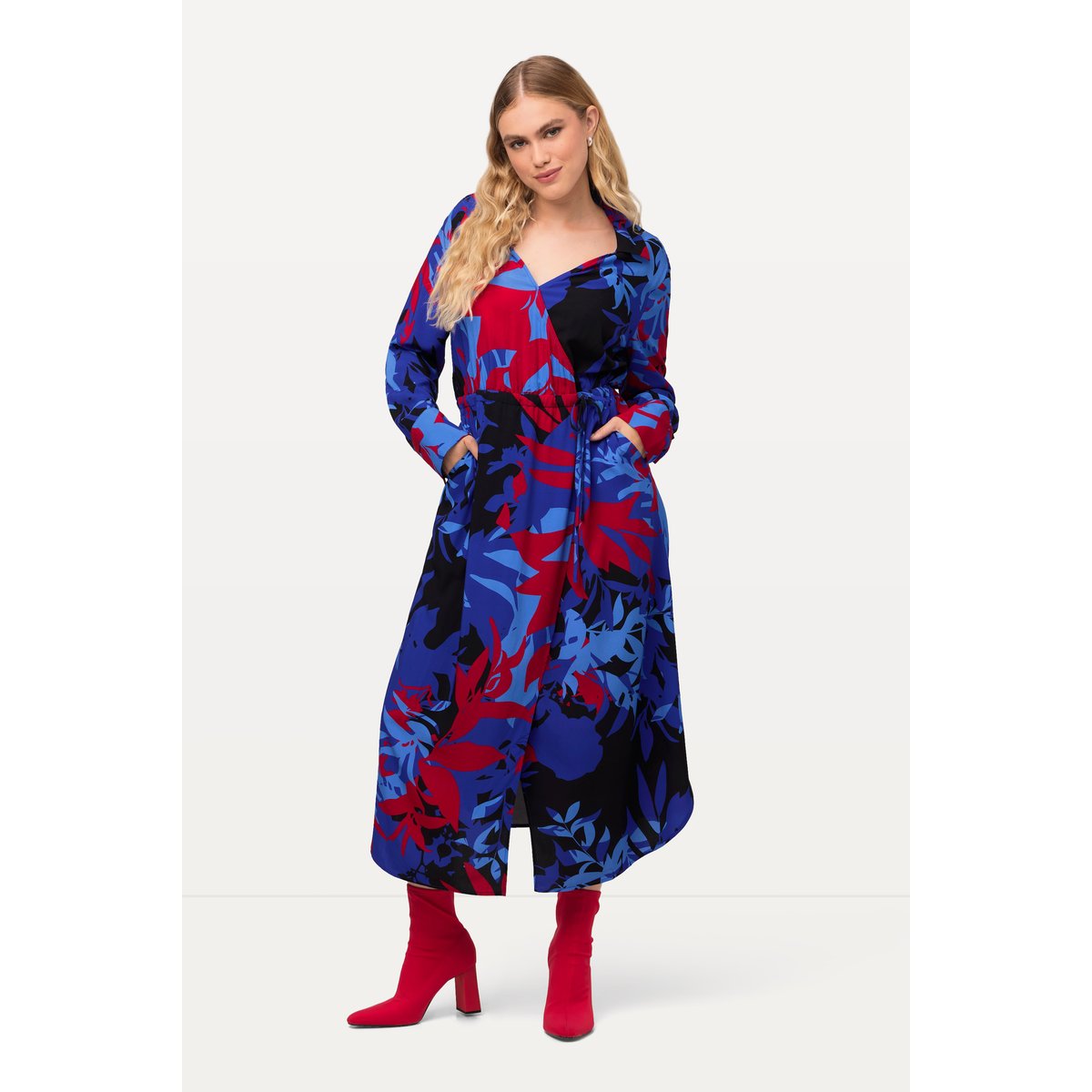 Robe midi à manches longues et col en V. titan bleu, ULLA POPKEN