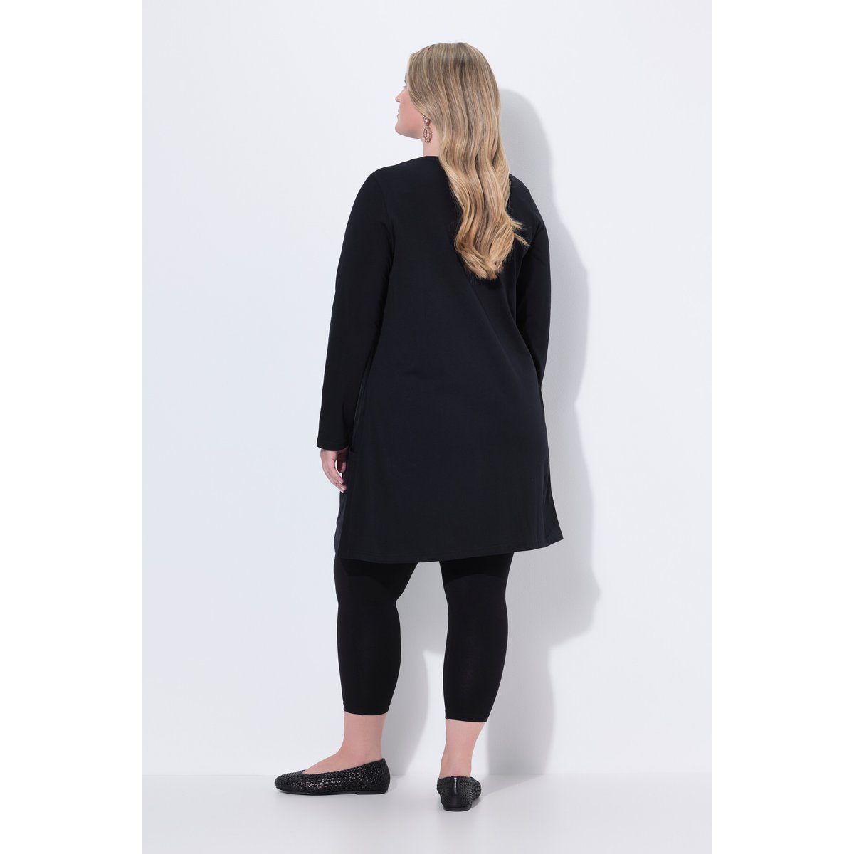 T-shirt long avec poches noir, ULLA POPKEN