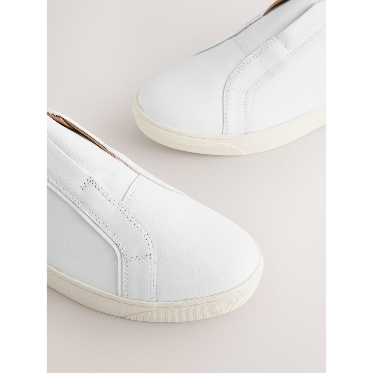 Baskets en cuir à enfiler forever comfort blanc/rose, NEXT