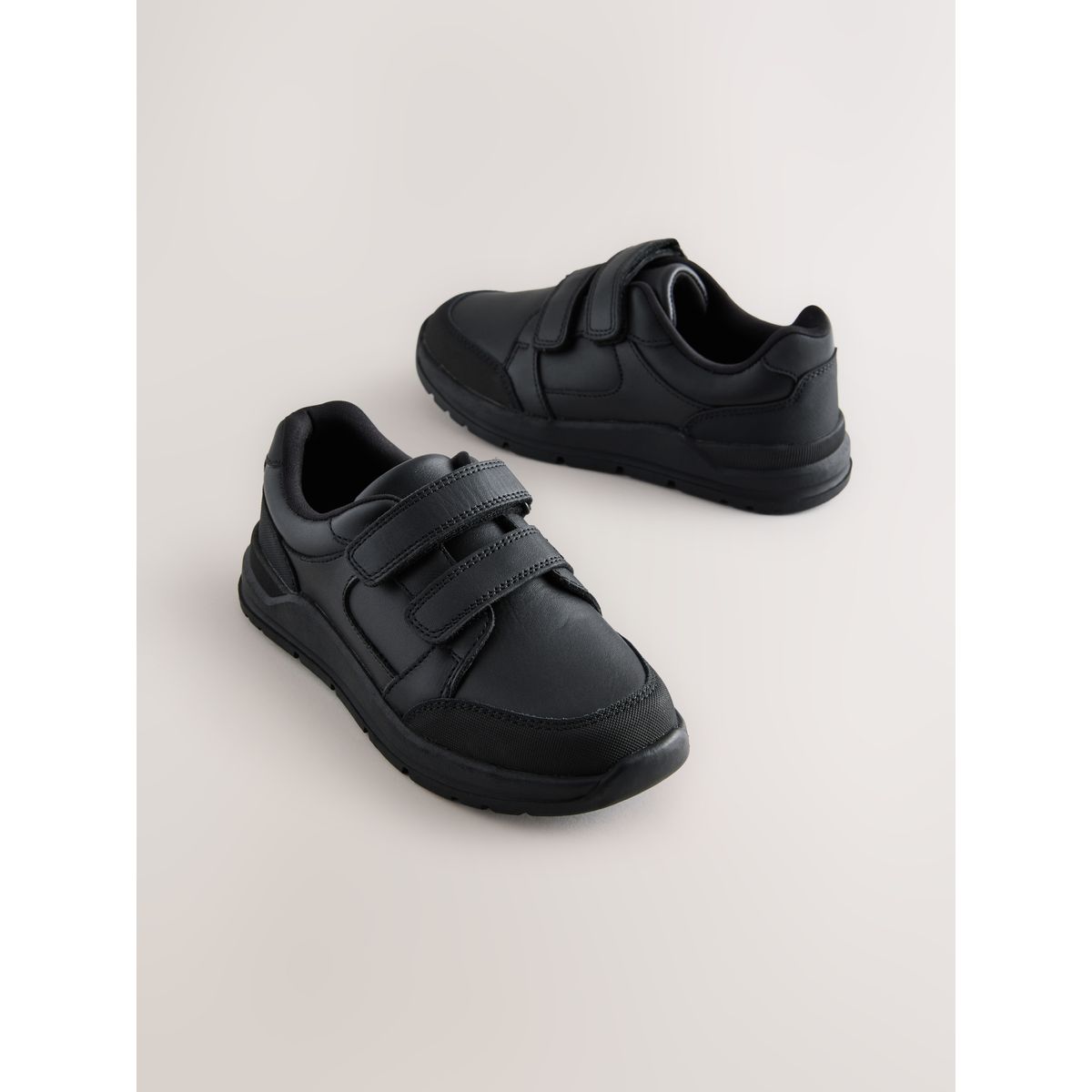 Chaussures d’école en cuir à scratch noir, NEXT
