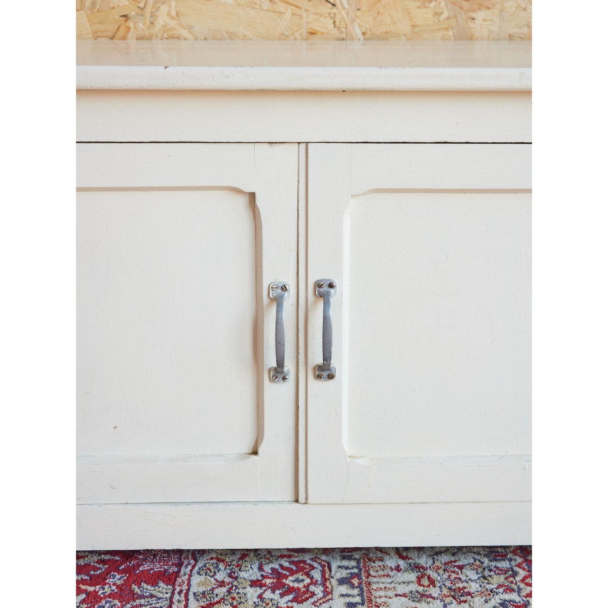 Petit buffet en bois Gilbert N°1555 - Bon état blanc, DEBONGOUT