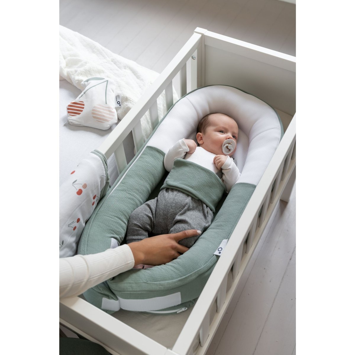 Réducteur nouveau-né Doomoo Cocoon vert, BABYMOOV