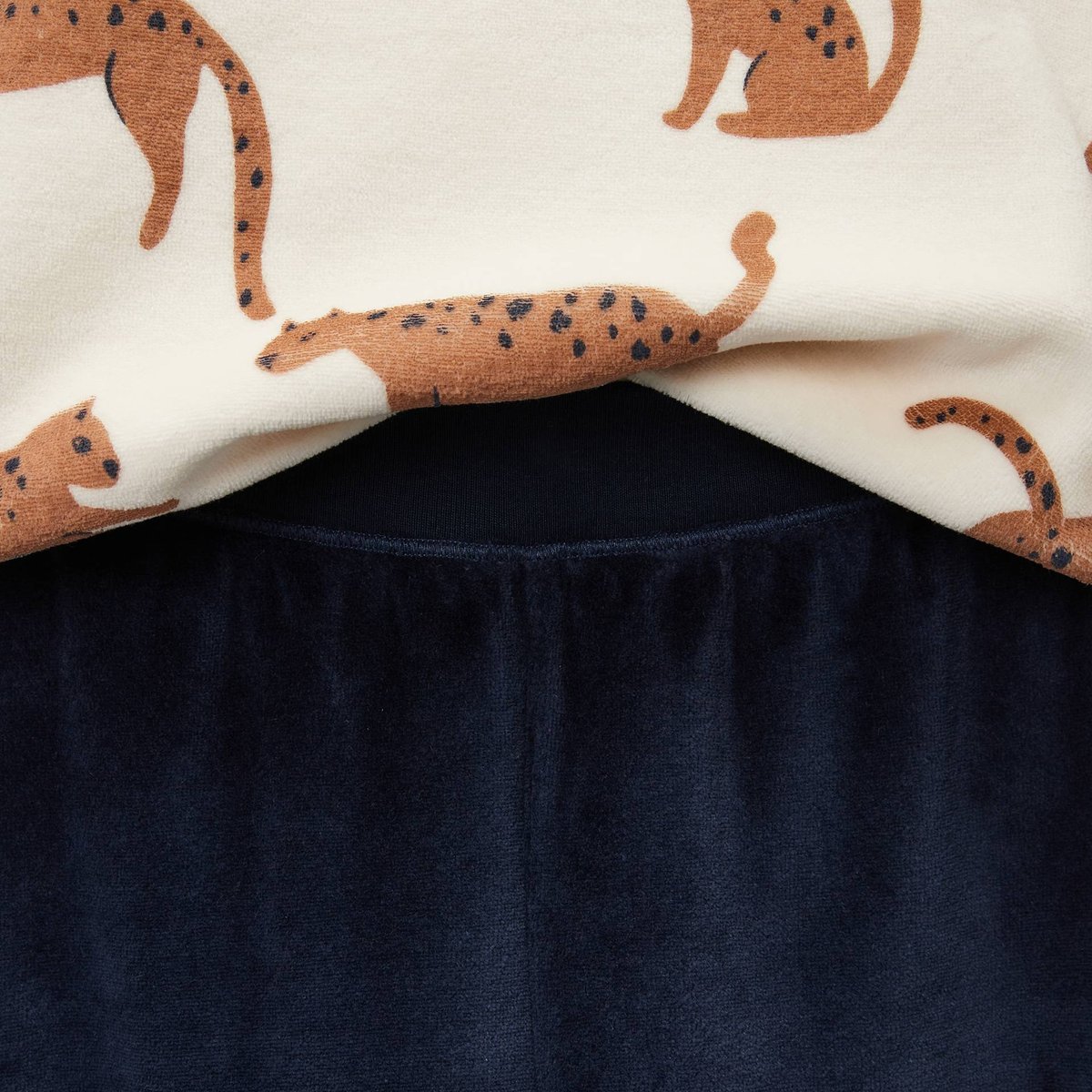 Pyjama velours manches longues imprimé contient du coton BIO GOTS marine, MONOPRIX