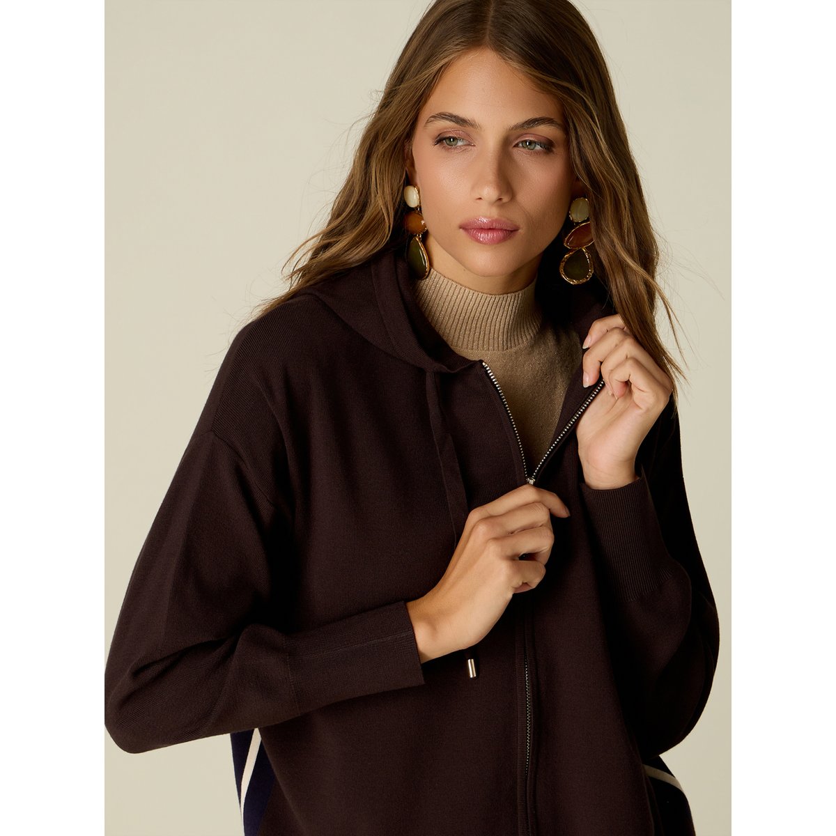 Sweat à capuche avec zip marron, OLTRE