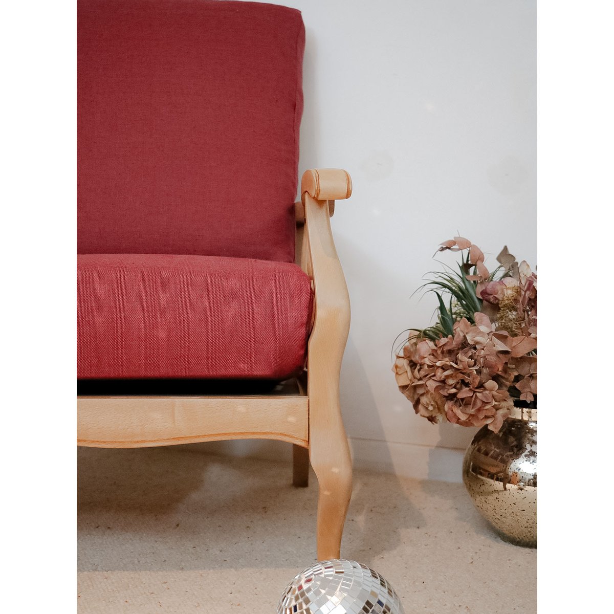 Fauteuil en chêne massif et tissu Ernest N°661 - Bon état bois clair, DEBONGOUT