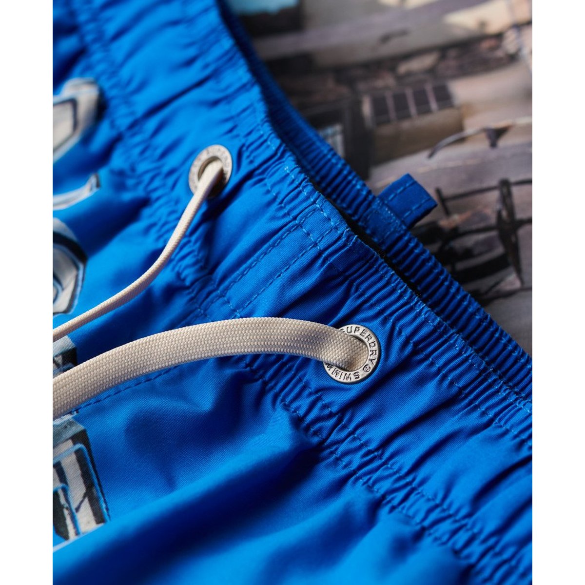 Short de bain Photographic recyclé longueur 43 cm motel blues, SUPERDRY