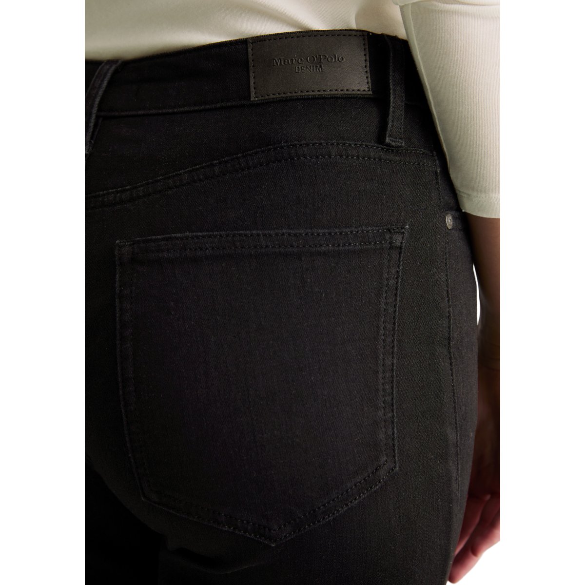 Jeans modèle Olina, coupe droite en coton stretch bio de haute qualité noir, MARC O’POLO DENIM