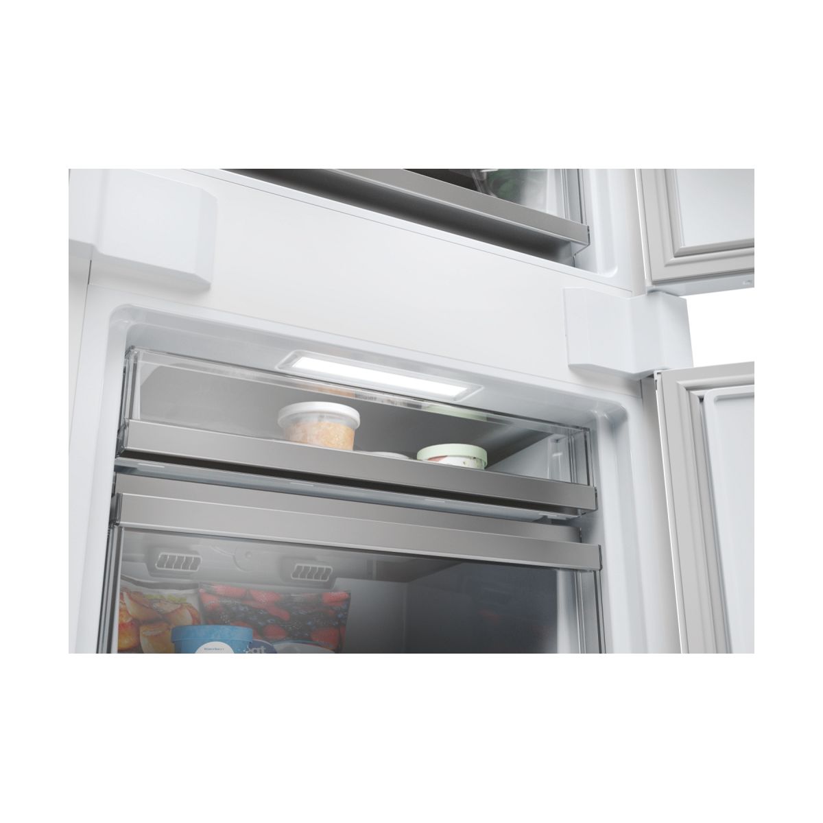 Réfrigérateur combiné encastrable HBW7519C couleur unique, HAIER