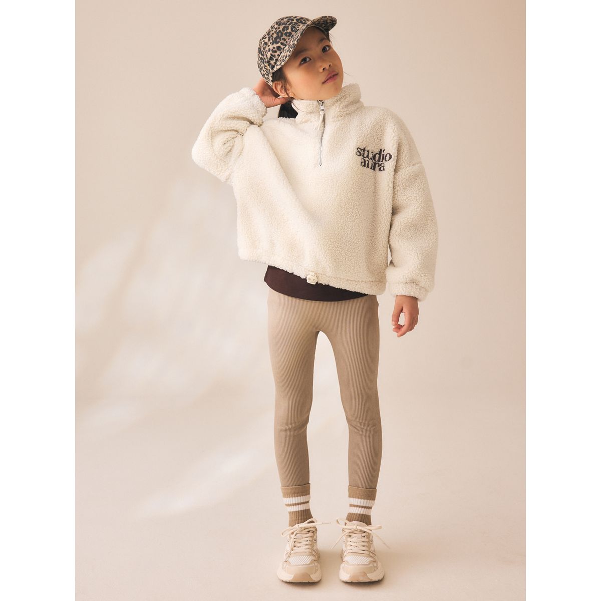 Veste semi-zippée en peau lainée à doublure naturel, NEXT