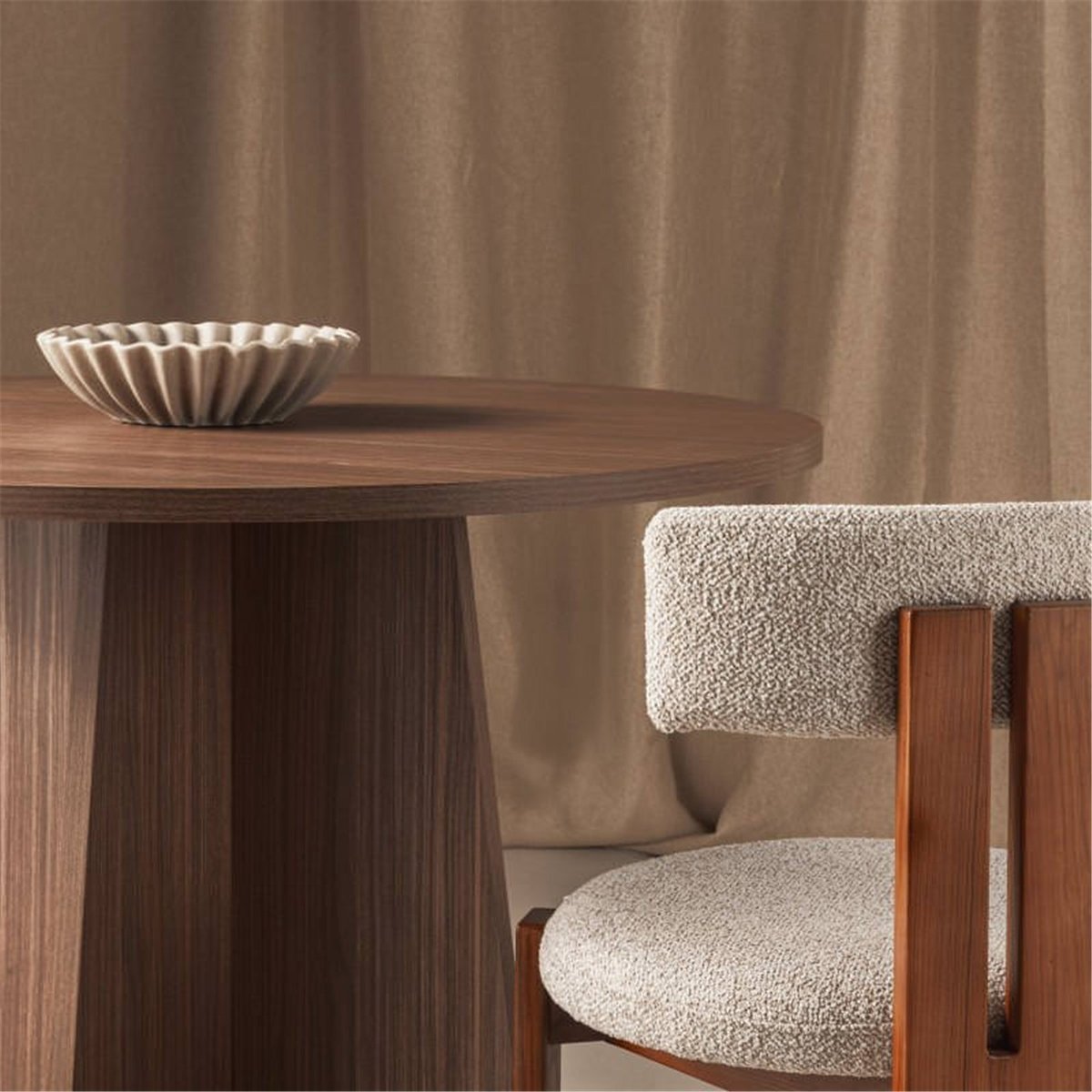 Table à manger ronde en bois pour 4 personnes noyer lincoln, RECOLLECTION