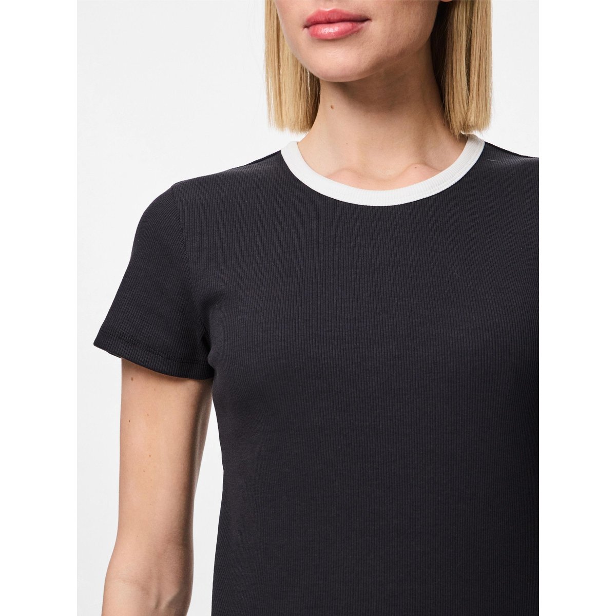 T-Shirt noir - black, PIECES