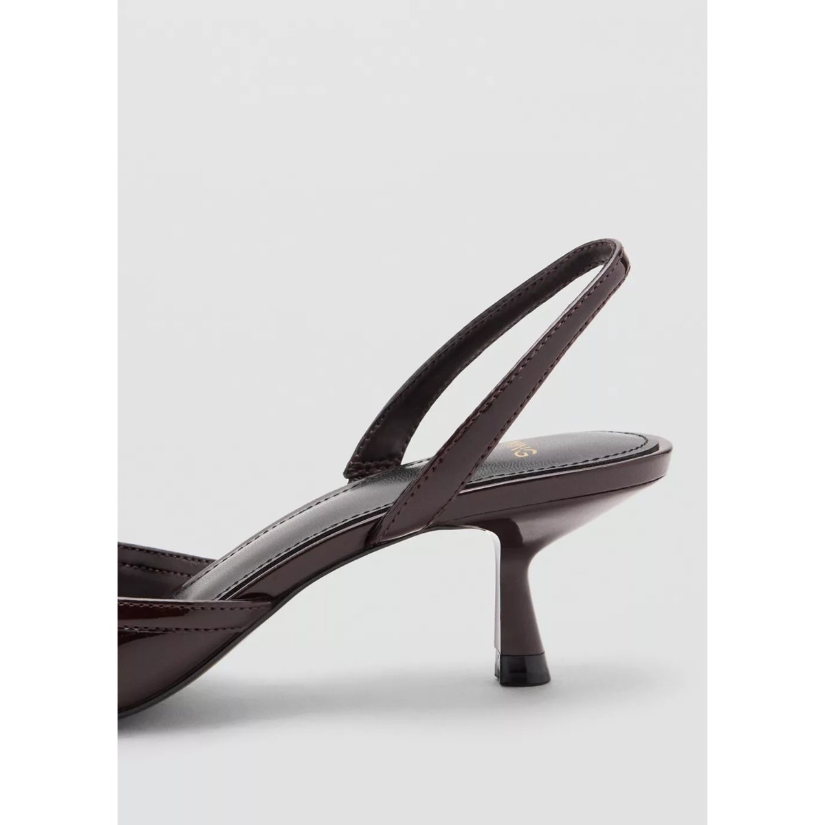 Chaussure à talon kitten en cuir verni bordeaux, MANGO