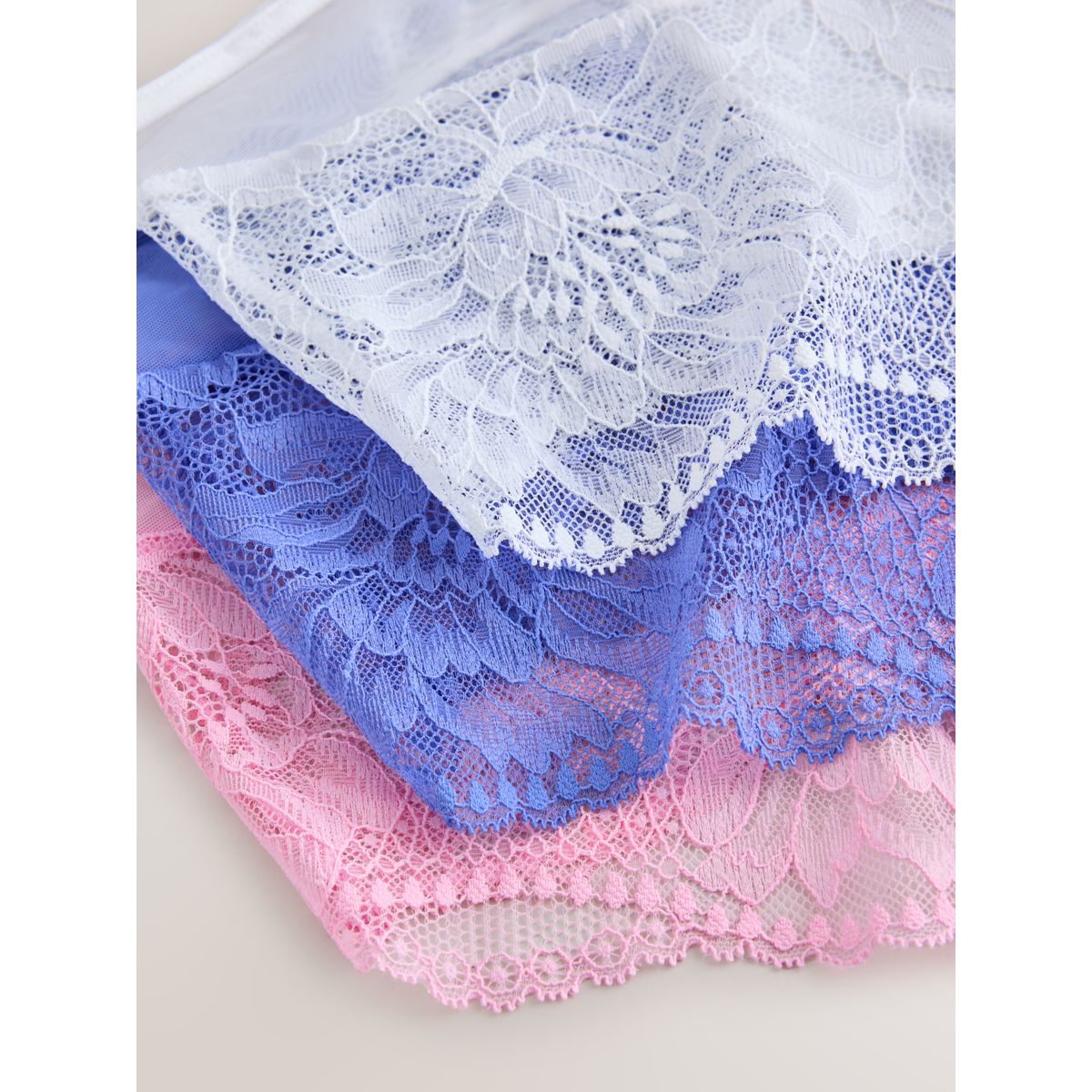 Culotte en dentelle, lot de 3 bleu/rose/blanc, NEXT