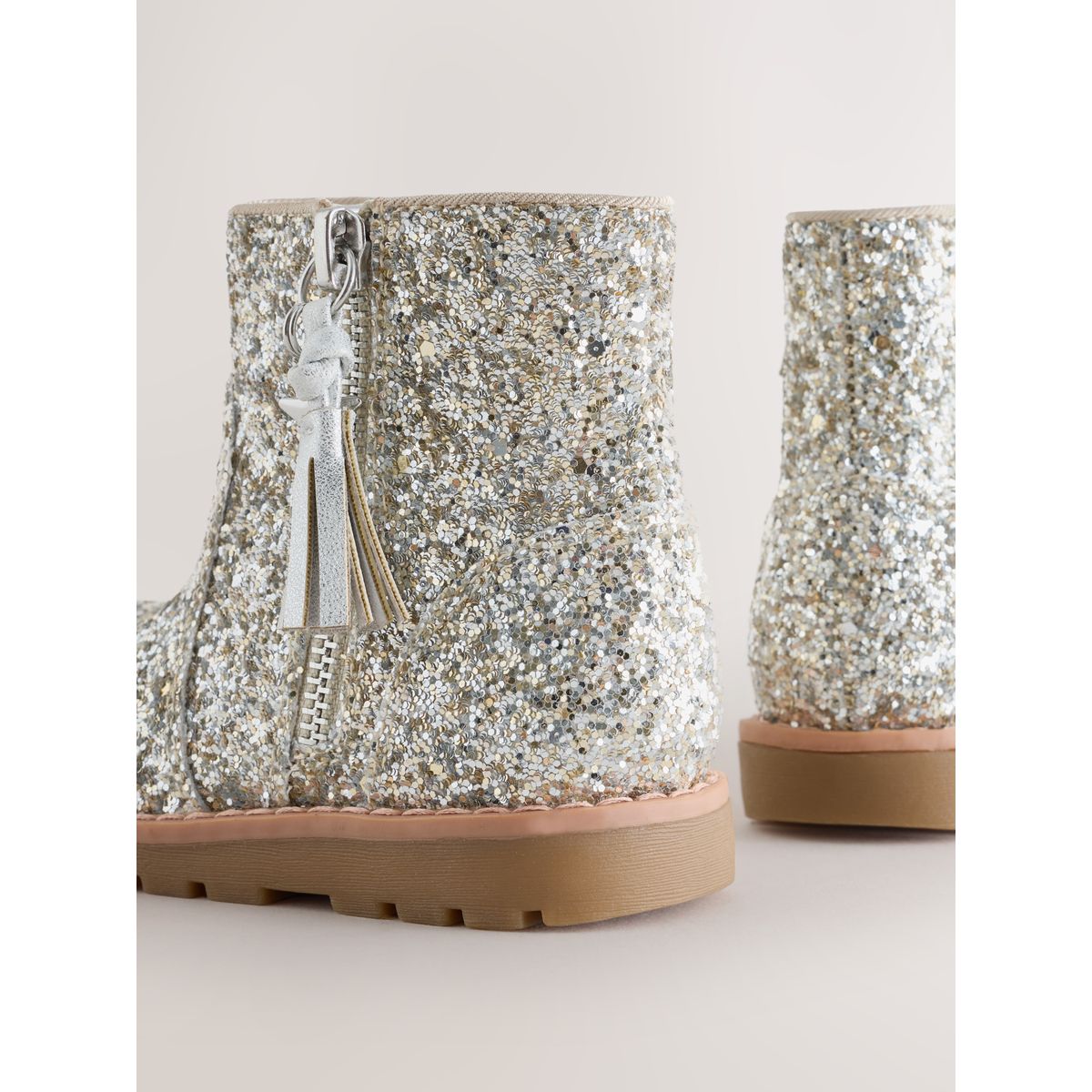 Bottines chelsea zippées à glands argent, NEXT