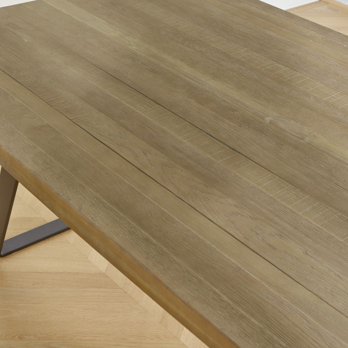 Table rectangulaire en chêne et métal, 8 couverts HECTOR noire, ROBIN DES BOIS