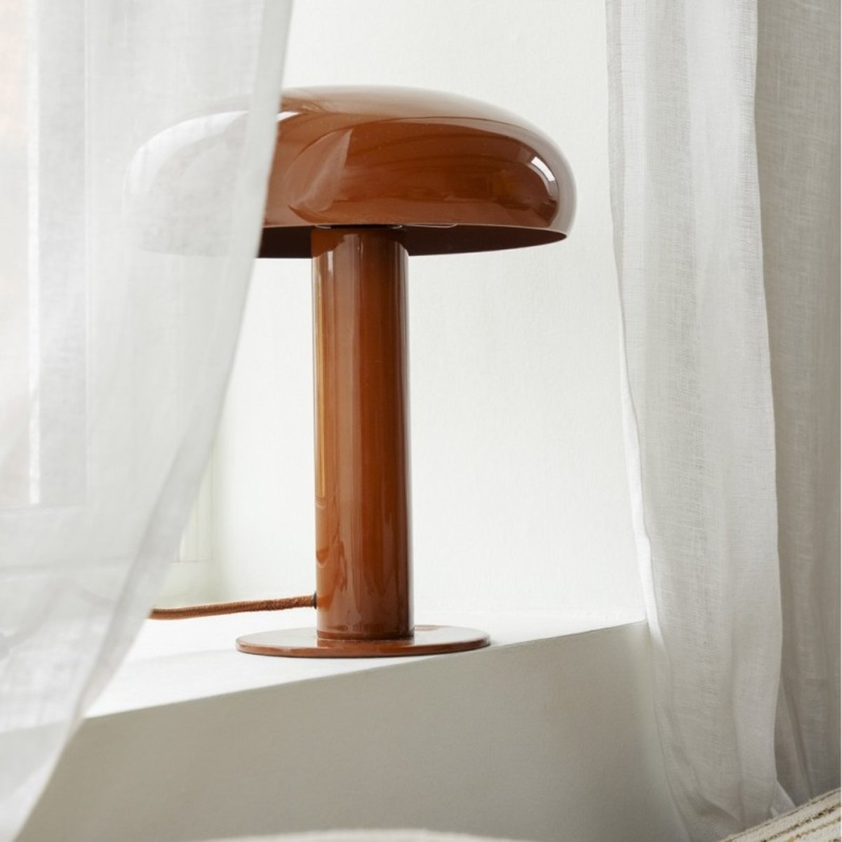 Lampe de table métal vintage brique, MADAM STOLTZ