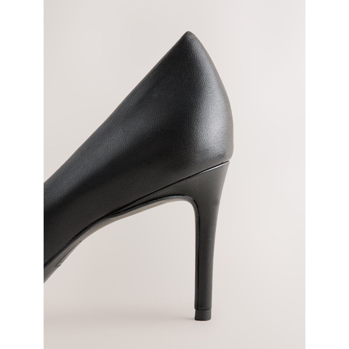 Escarpins doublés de cuir à talon mi-haut noir, NEXT