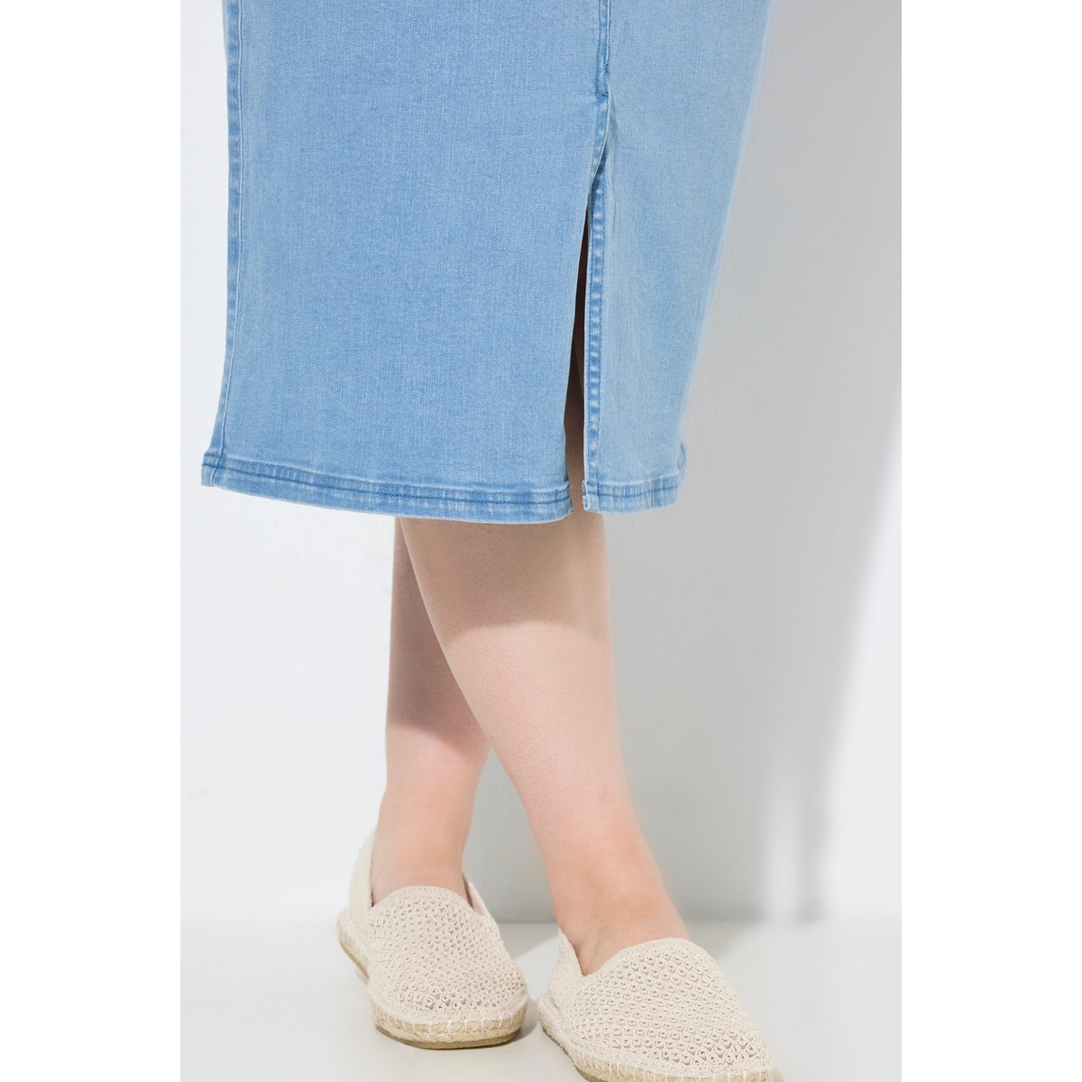 Jupe en jean de coton bio, fente d'aisance bleu jean, ULLA POPKEN