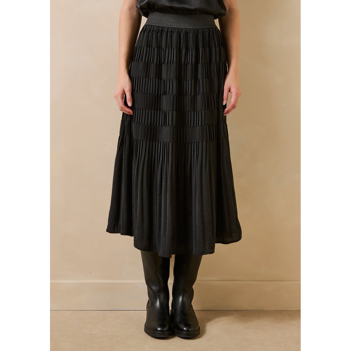 Jupe midi plissée taille élastiquée noir, LA FEE MARABOUTEE