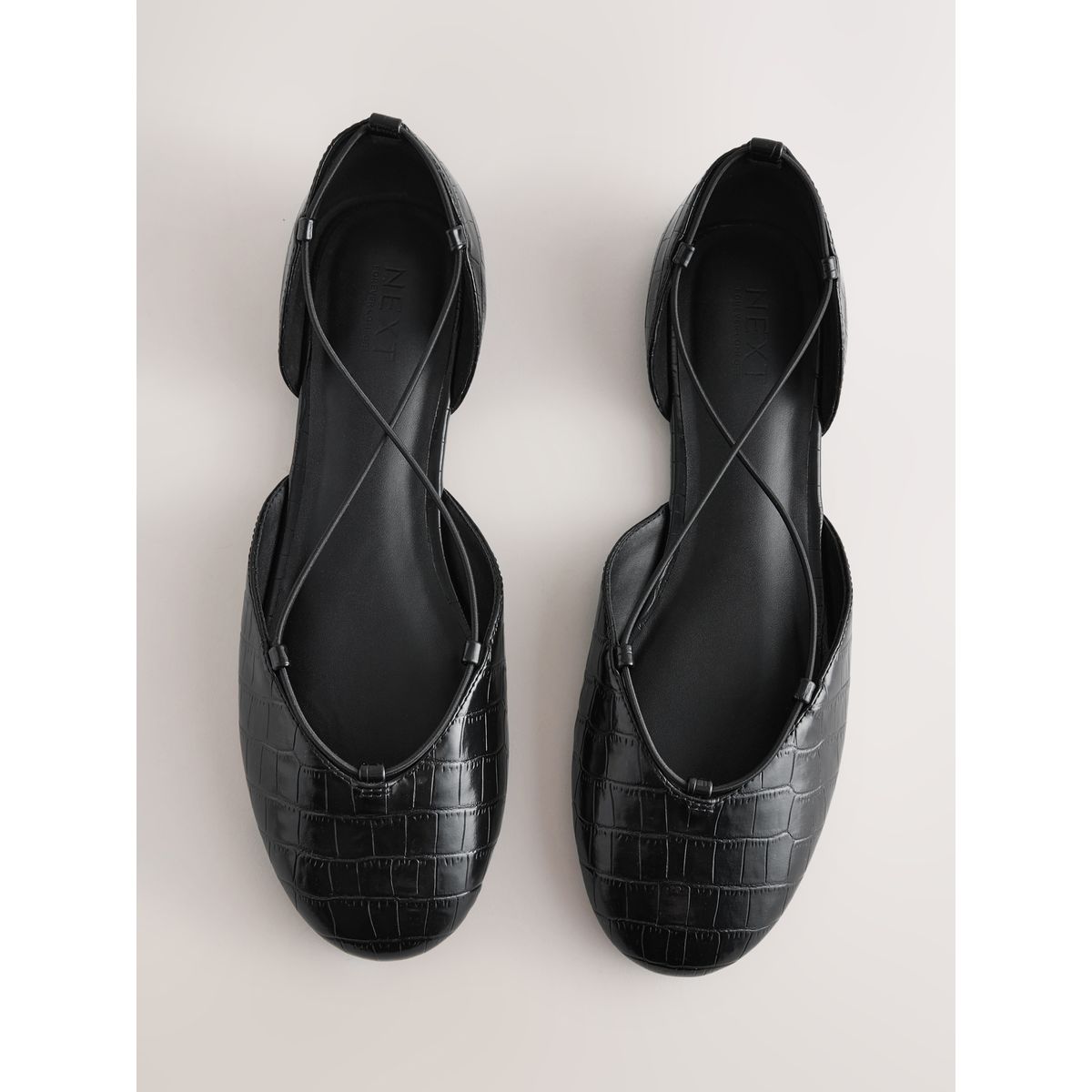 Chaussures ghillies plates en deux parties noir, NEXT