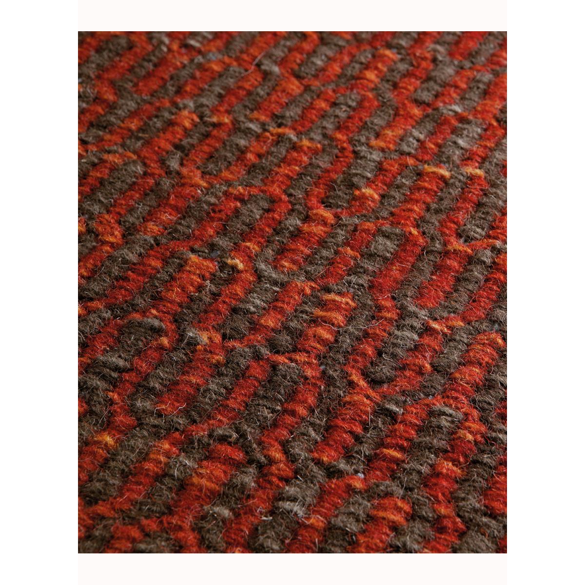 Tapis kilim fait main en laine motif faux uni rouge, UN AMOUR DE TAPIS