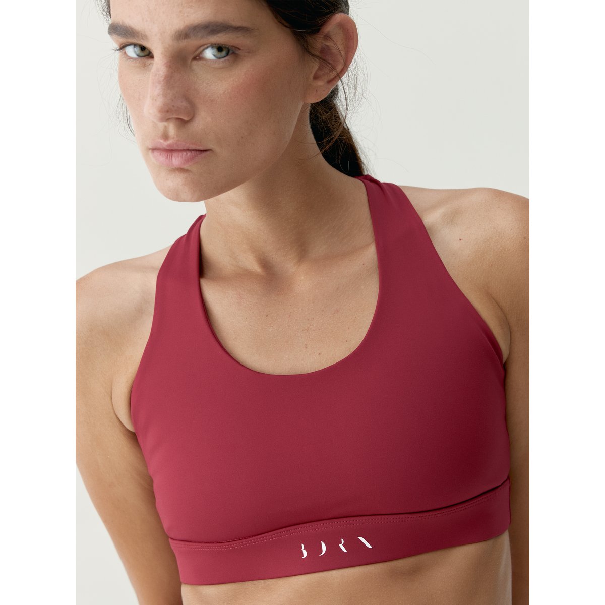 Brassière de sport femme Nexa Maintien moyen-élevé bretelles bretelles croisées rouge groseille, BORN