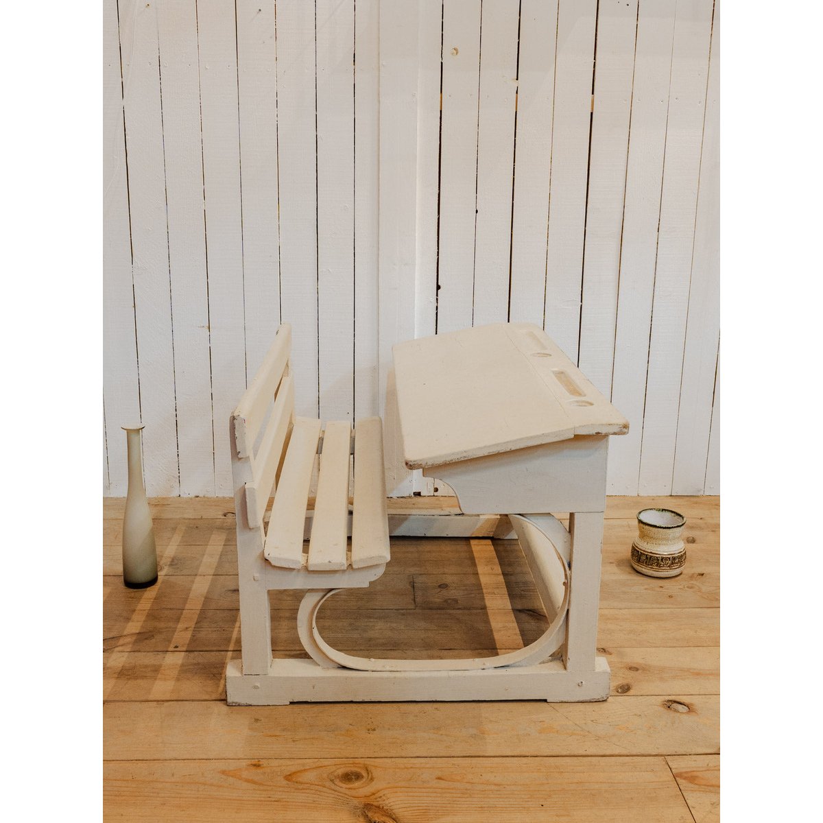 Pupitre et banc pour enfant en bois blanc Edouard N°1124 - Bon état blanc, DEBONGOUT