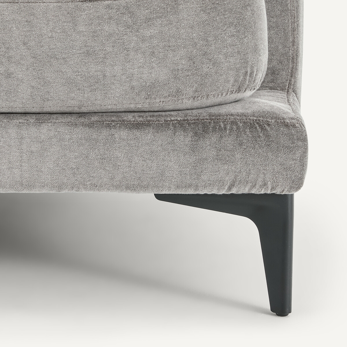 Demi-canapé 2 places en velours stone, MODERNISTE gris souris, EMMANUEL GALLINA X AM.PM