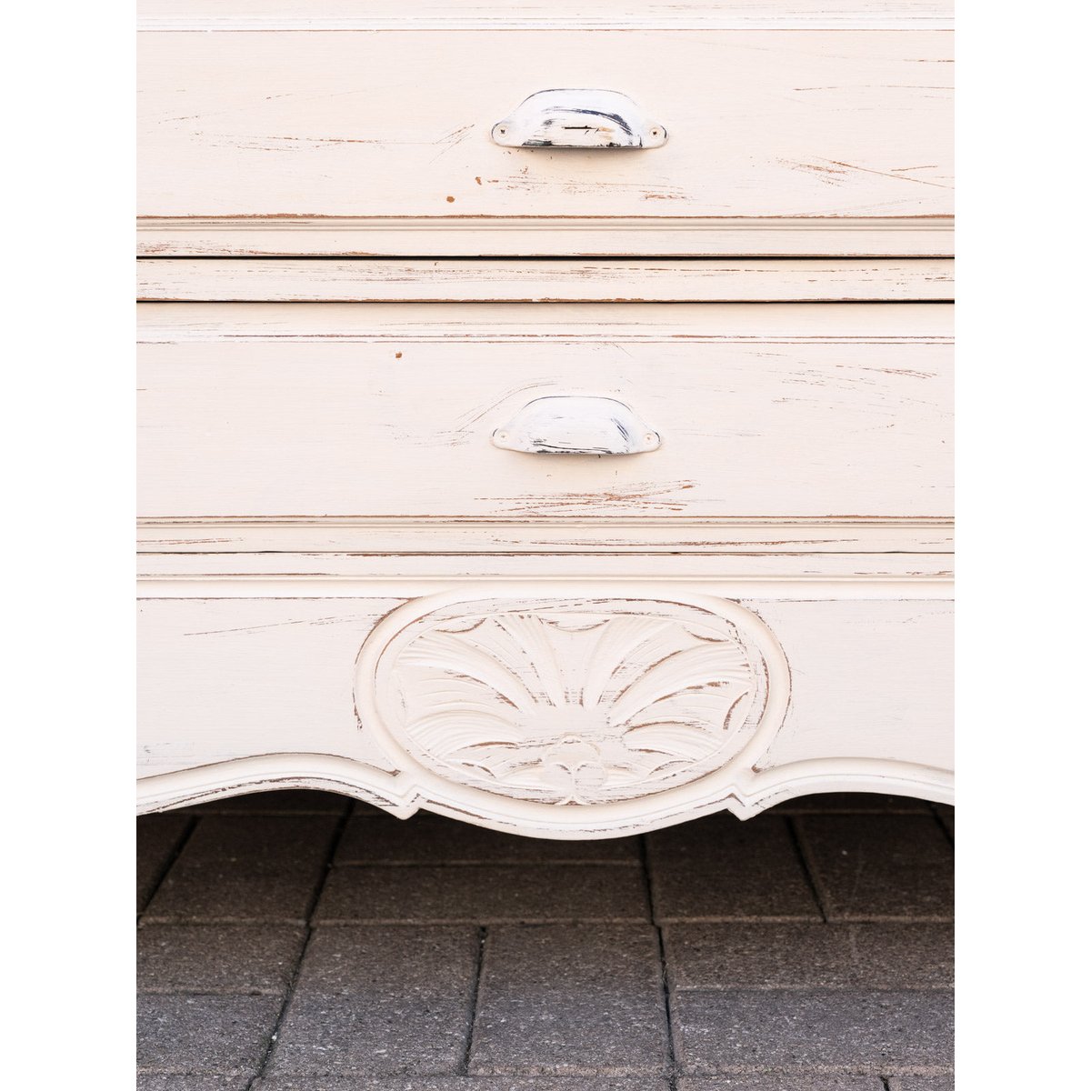 Grande commode blanche en bois massif Garance N°745 - Bon état bois clair, DEBONGOUT
