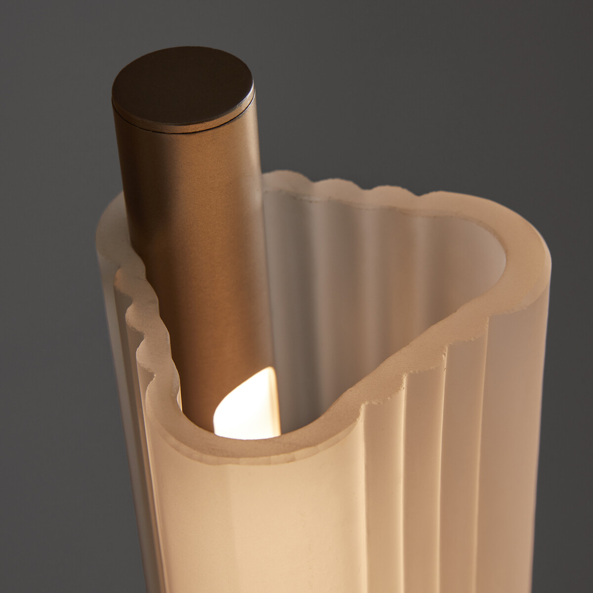 Lampadaire verre sablé, STROZZI champagne, AM.PM X EMMANUEL GALLINA