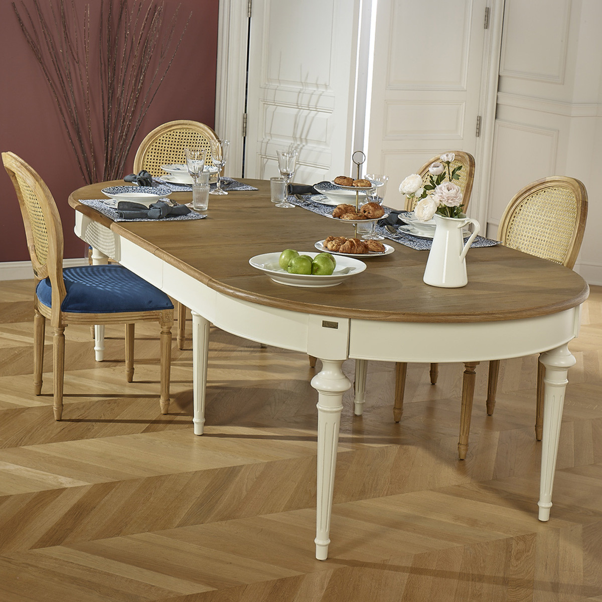 Table ovale en chêne 3 rallonges 4/10 couverts AMBRE blanc, ROBIN DES BOIS