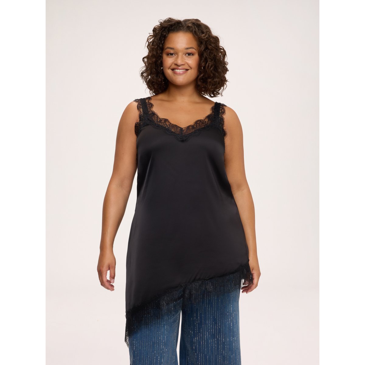 Top avec détails en dentelle noir, FIORELLA RUBINO
