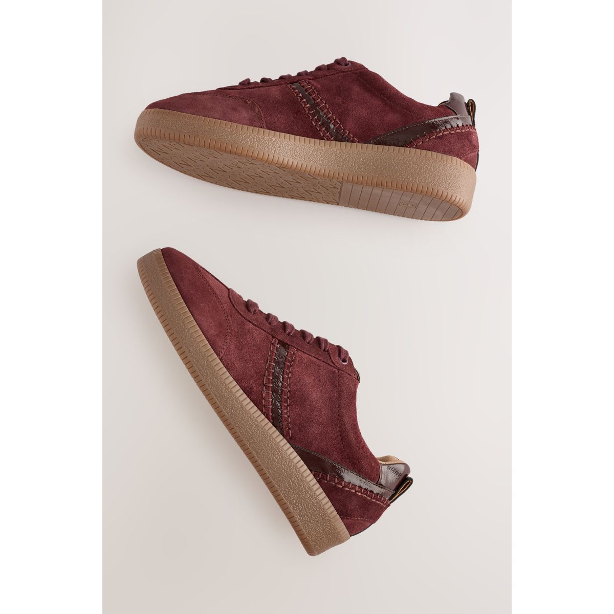 Baskets à lacets en cuir rouge bordeaux, NEXT