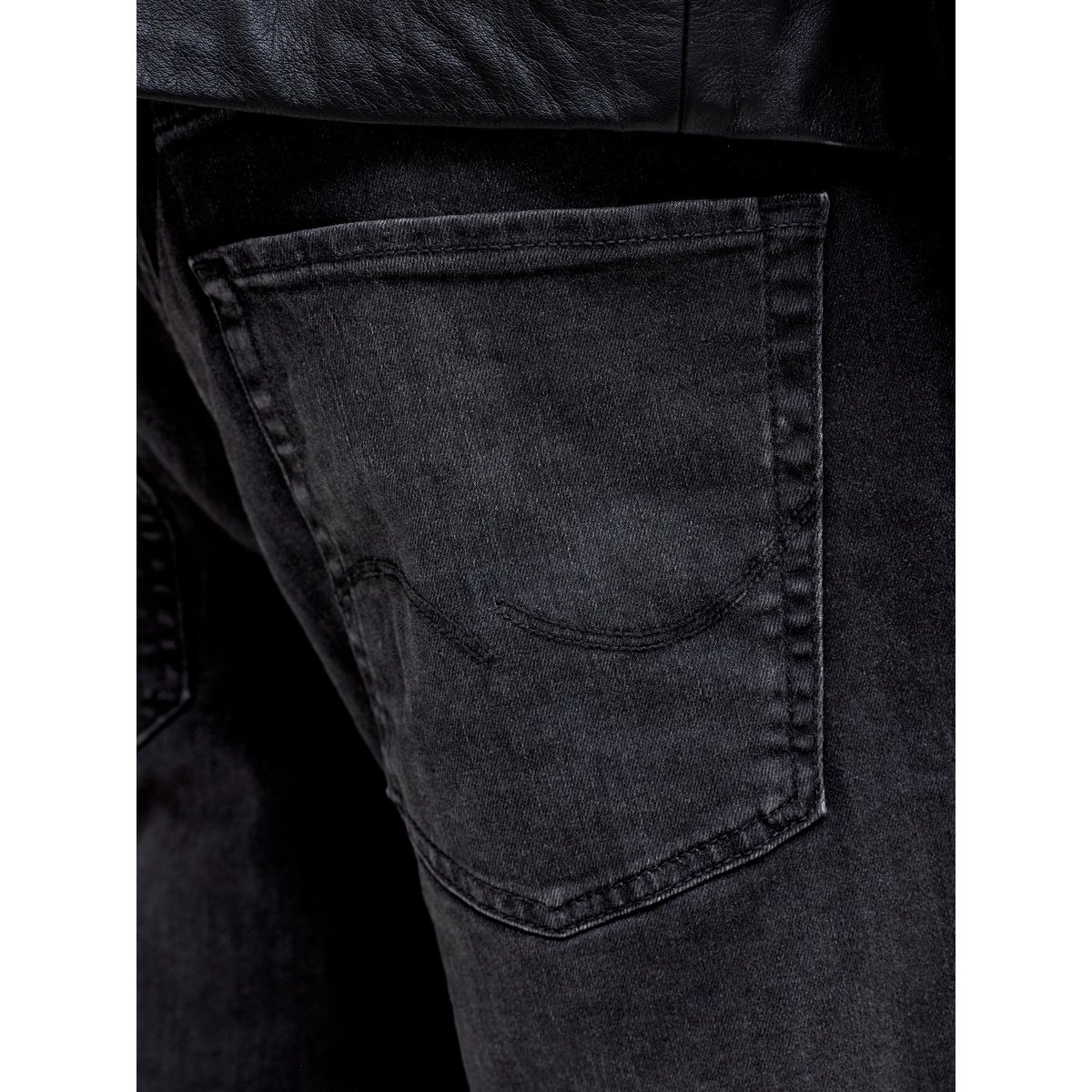 Coupe Regular black denim, JACK & JONES