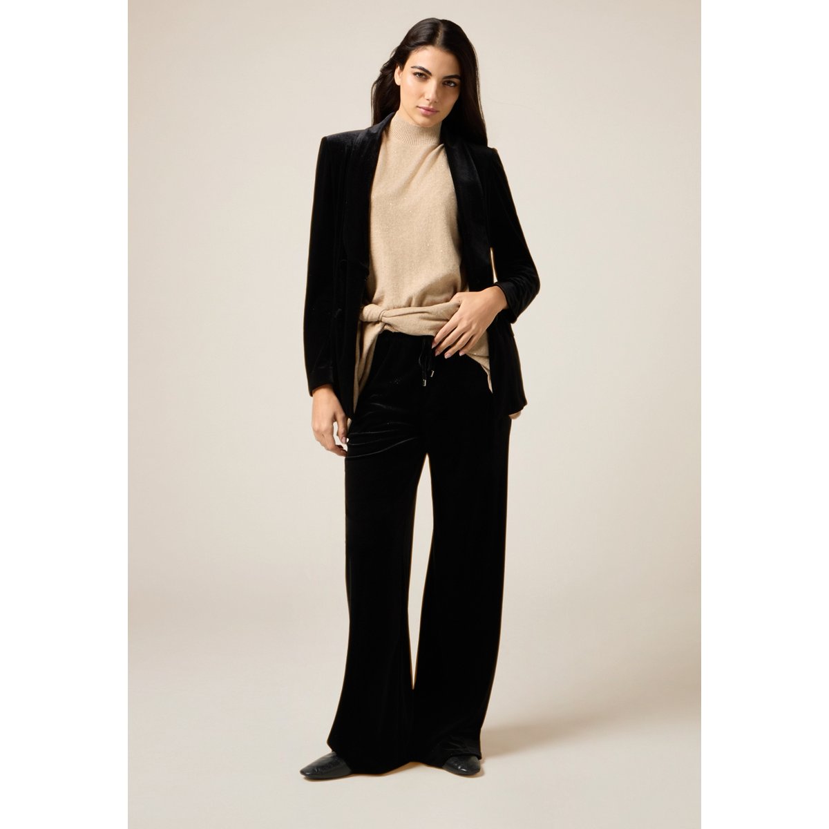 Pantalon palazzo noir, OLTRE