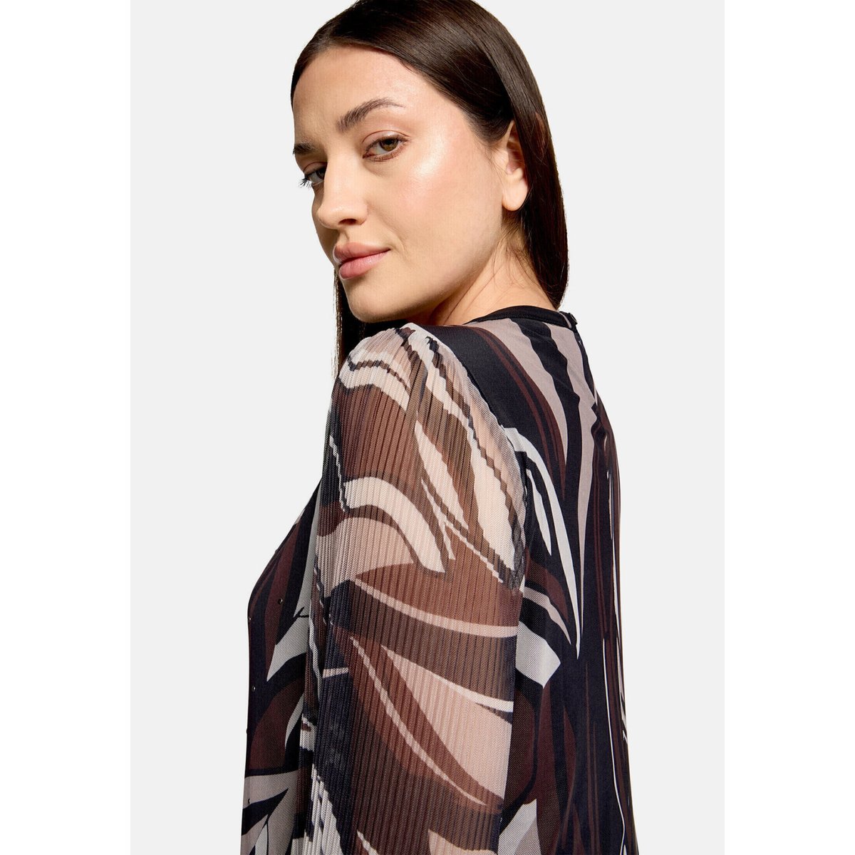 Robe en chiffon à manches longues taupe/black, BETTY BARCLAY