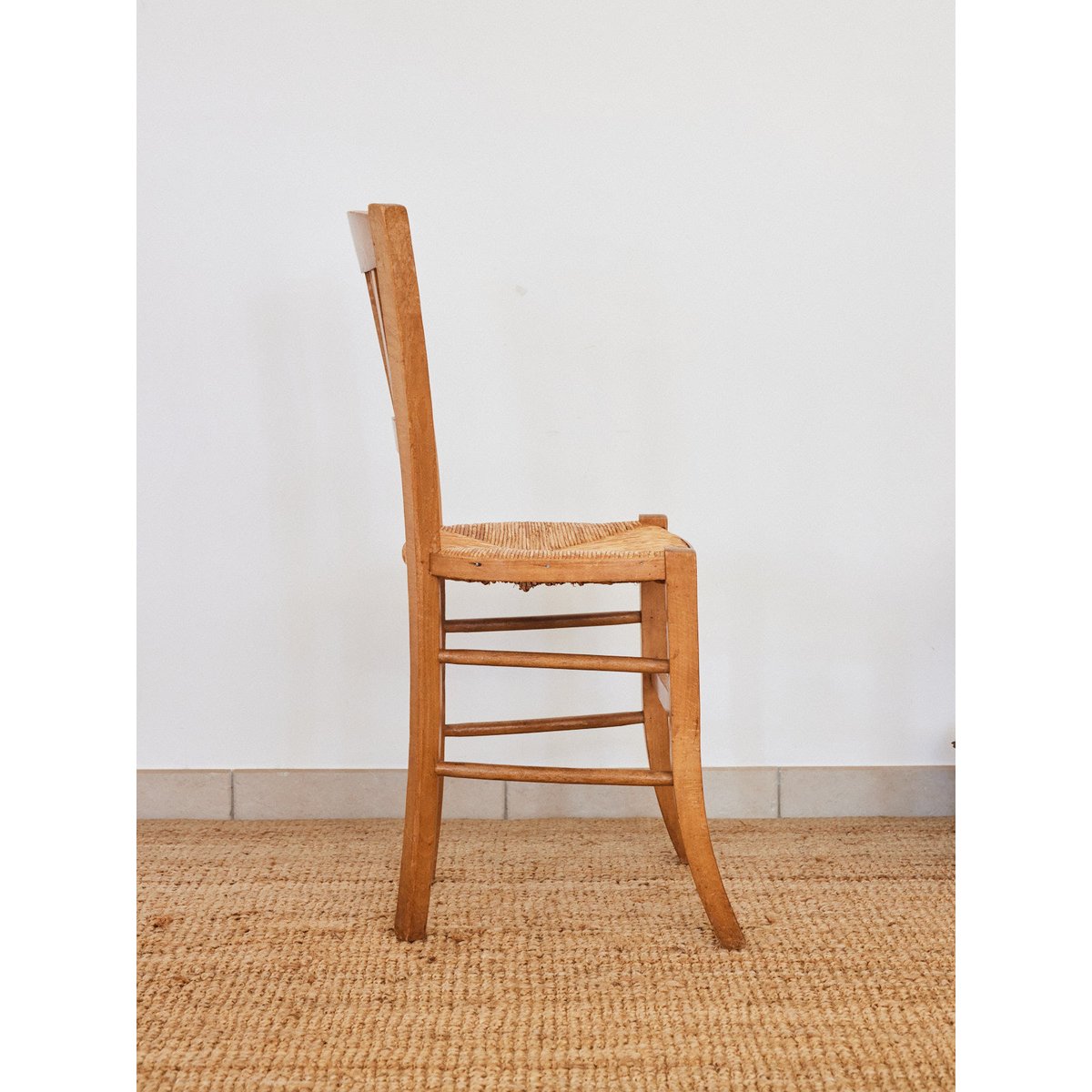 Lot de 5 chaises en paille Claude N°1283 - Bon état bois clair, DEBONGOUT