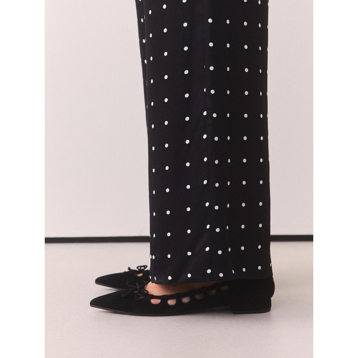 Chaussures en cuir à découpes et bout pointu noir, NEXT