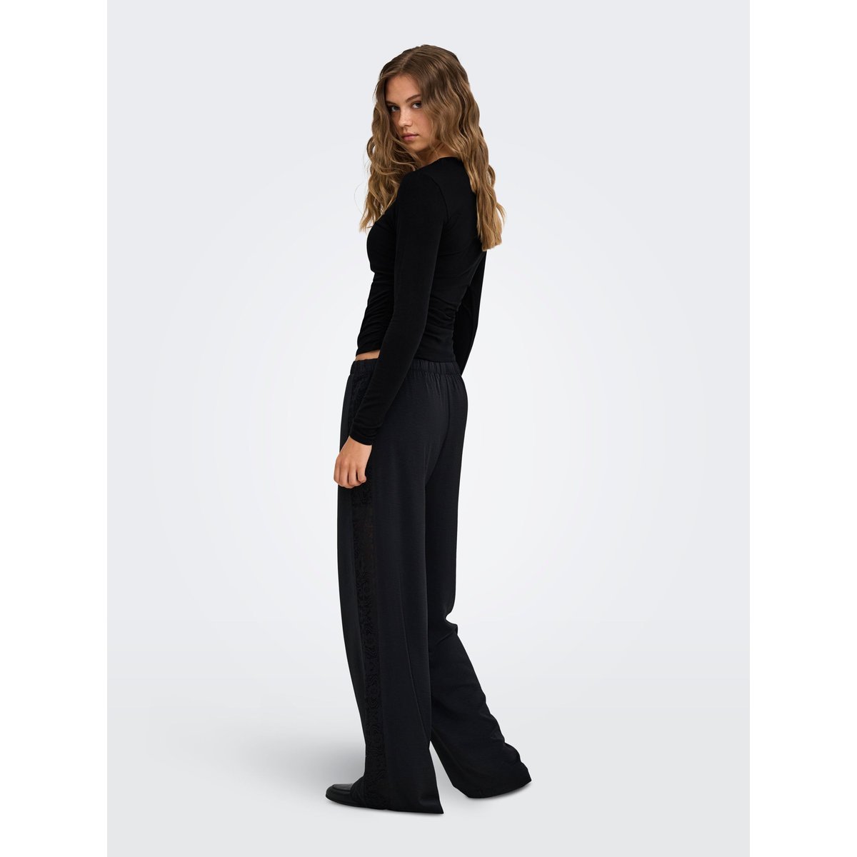 Top black 1, ONLY