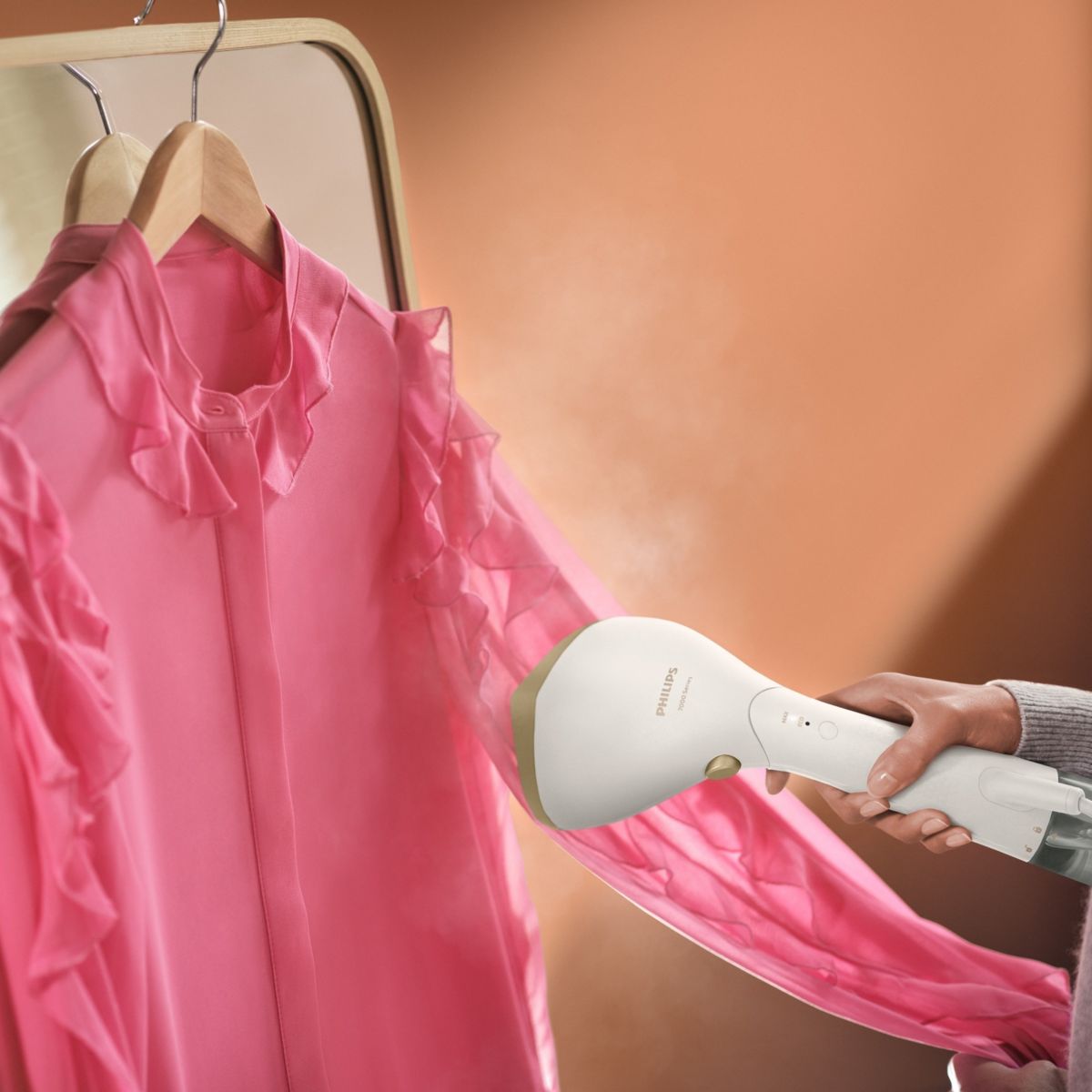 Défroisseur vapeur STH7030/10 steamer blanc couleur unique, PHILIPS