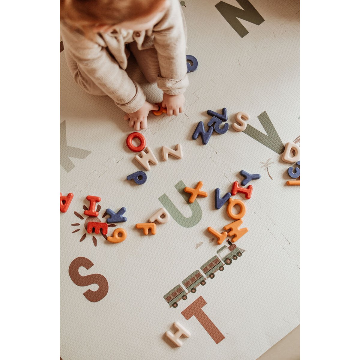 play&go - tapis puzzel, boîte de rangement & mini maison - alphabeth multicolor, PLAY ET GO