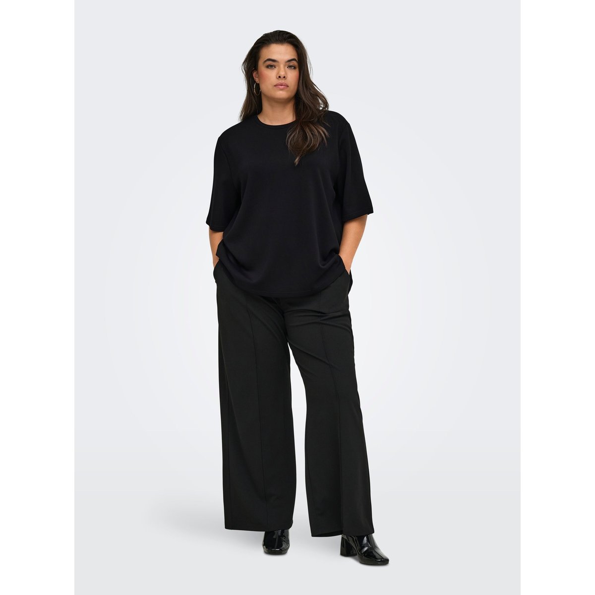 Top black 1, ONLY CARMAKOMA