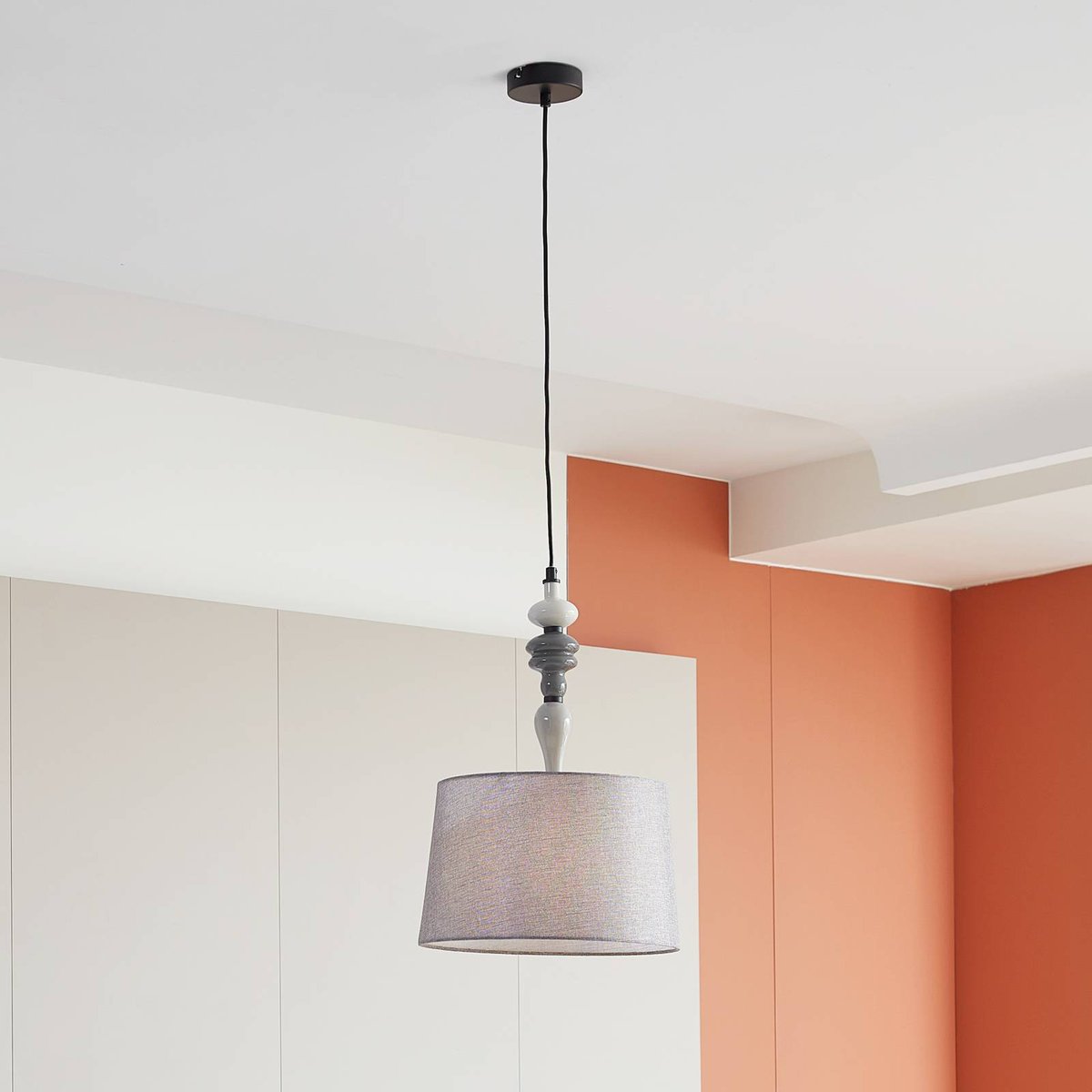 Suspension traditionnelle, Haldorin gris, noir, LINDBY