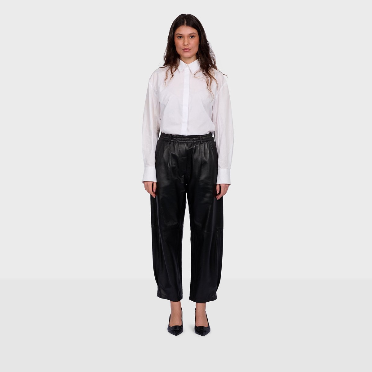 Pantalon en cuir à coupe ample MIA noir, OAKWOOD