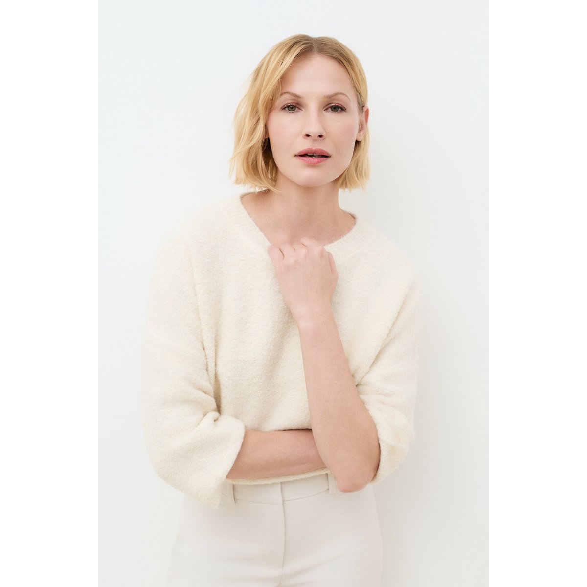 Pull large court col rond MWINTER ecru, CAROLL